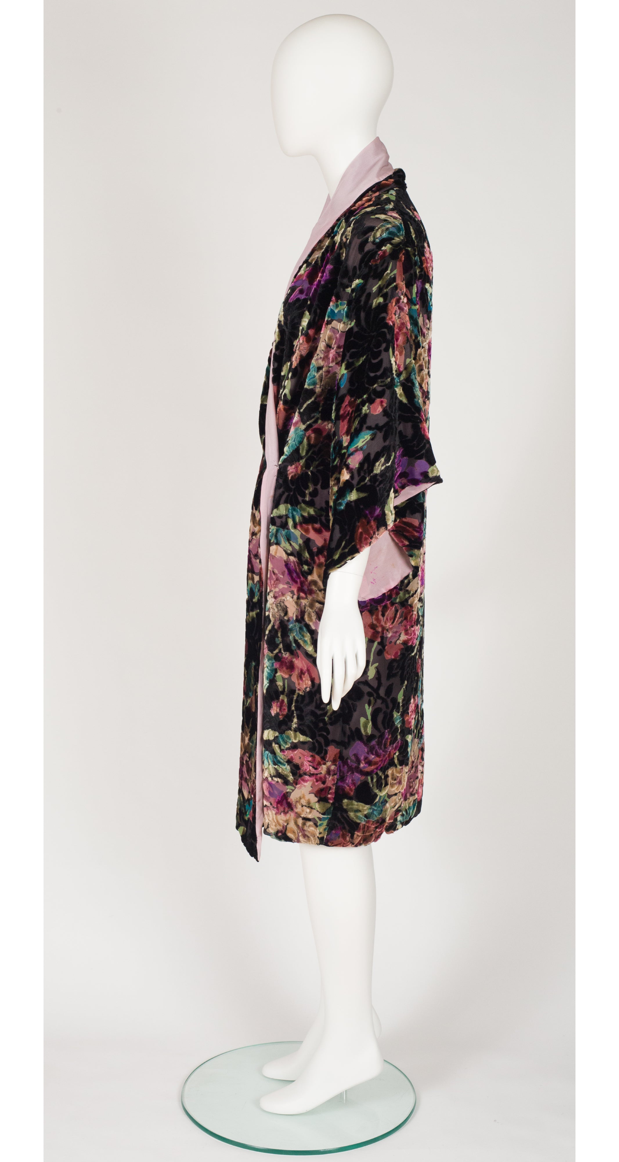 1920s Art Deco Floral Devore Velvet & Lilac Silk Robe – Featherstone Vintage