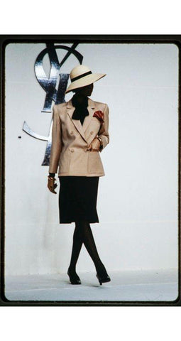 1981 S/S Beige Wool Double Breasted Skirt Suit